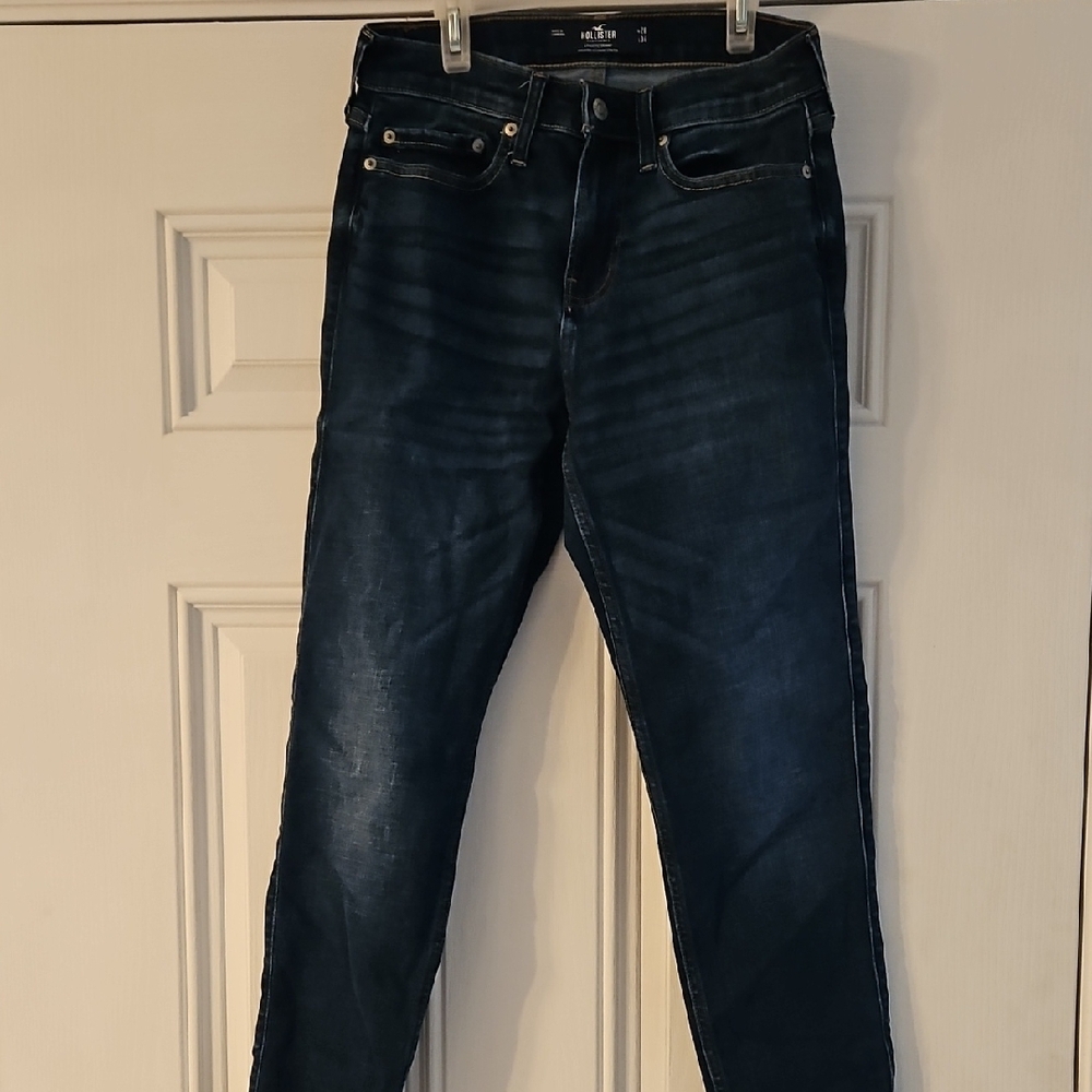 Hollister Blue Skinny Jeans with Rich Indigo Wash
